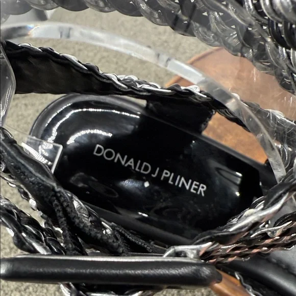 Donald J Pliner Sandals Wm 7.5 M Stylish Black Silver Braided Leather Gladiator - Picture 10 of 11